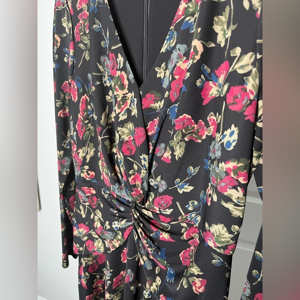LAUREN RALPH LAUREN Floral Surplice Jersey Dress Size 4 and 8 - Picture 7 of 12